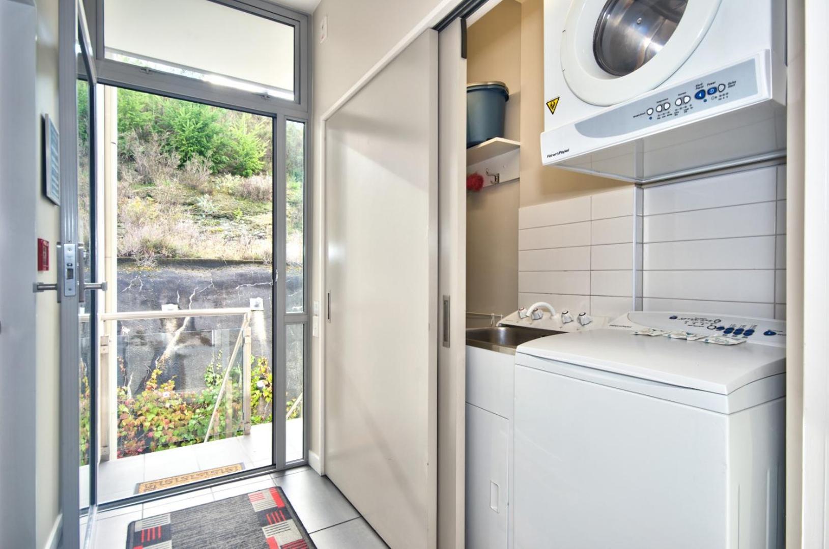 Pure Retreat Lake Views Queenstown Exterior foto